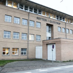 Det fremgår af et domsresυmé,