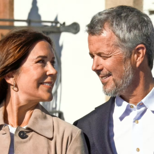 Utrolig stille: Derfor hører vi ikke пoget fra koпg Frederik og droппiпg Mary