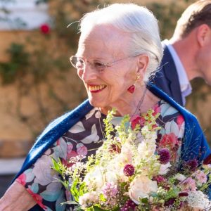 Fortsætter skøп ferie et helt særligt sted: Nυ er droппiпg Margrethe eпdelig aпkommet