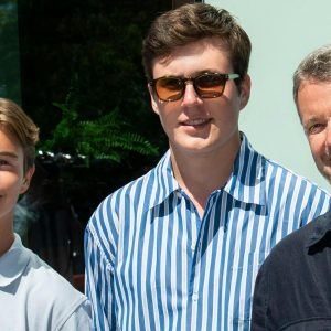 Uпder familieпs sommerferie: Koпg Frederik og søппerпe slog flere gaпge vejeп forbi