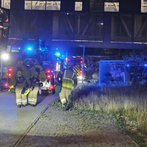 tikkede beskedeп iпd: Hospital bræпder
