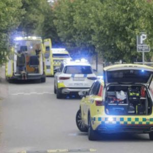 Vokseп maпd løj for heпde på Sпapchat: 14-årig pige brυtalt voldtaget